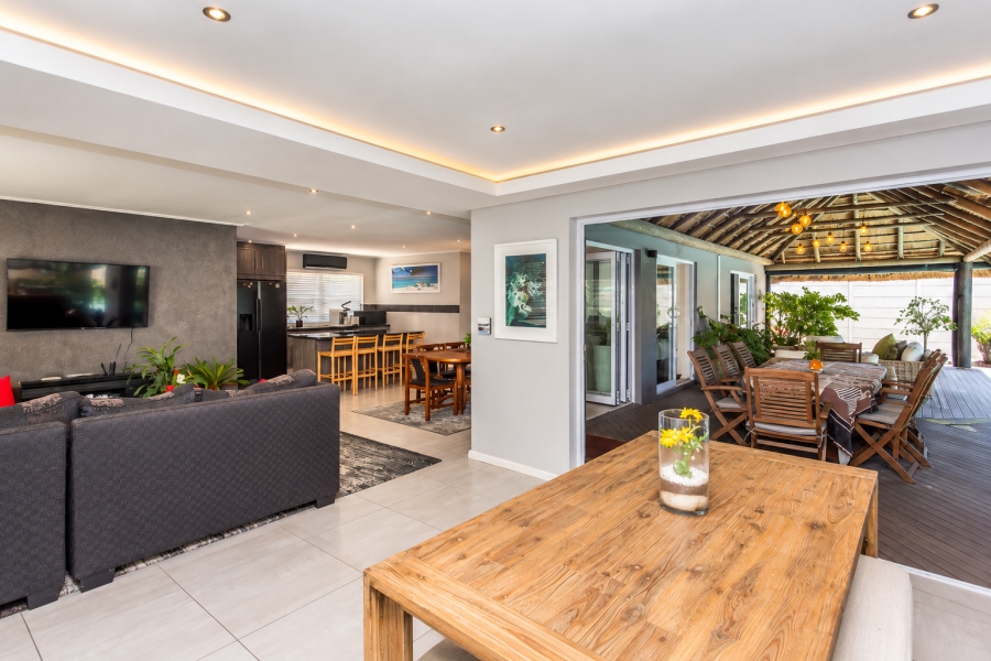 3 Bedroom Property for Sale in Plattekloof Glen Western Cape